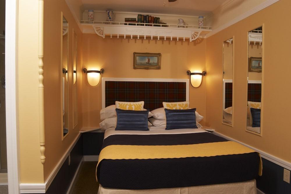 Beaconlight Guest House Провинстаун Екстериор снимка