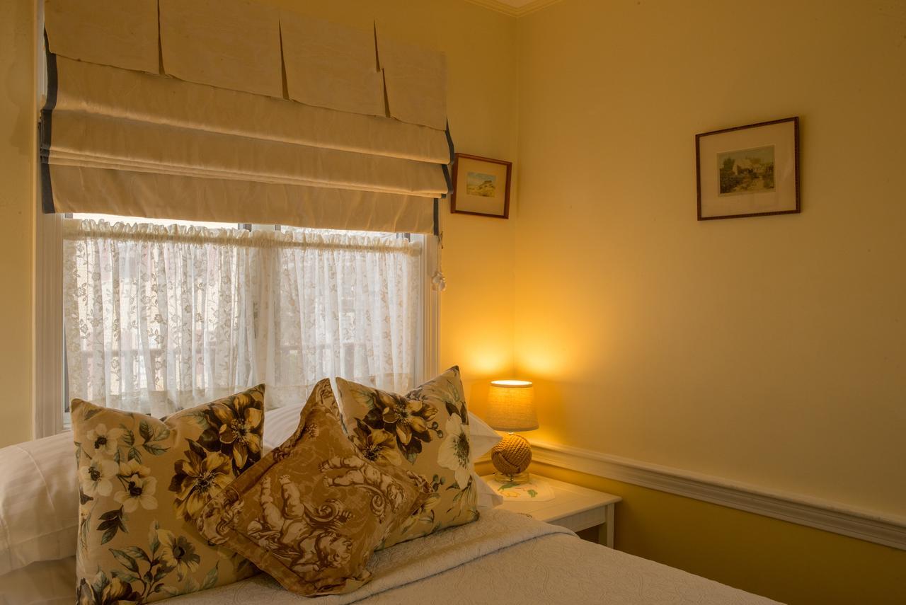 Beaconlight Guest House Провинстаун Екстериор снимка